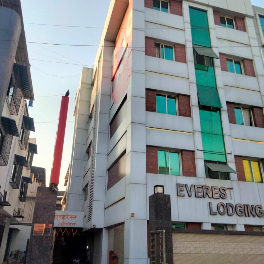 Hotel Everest Lodging Nová Bombaj Exteriér fotografie